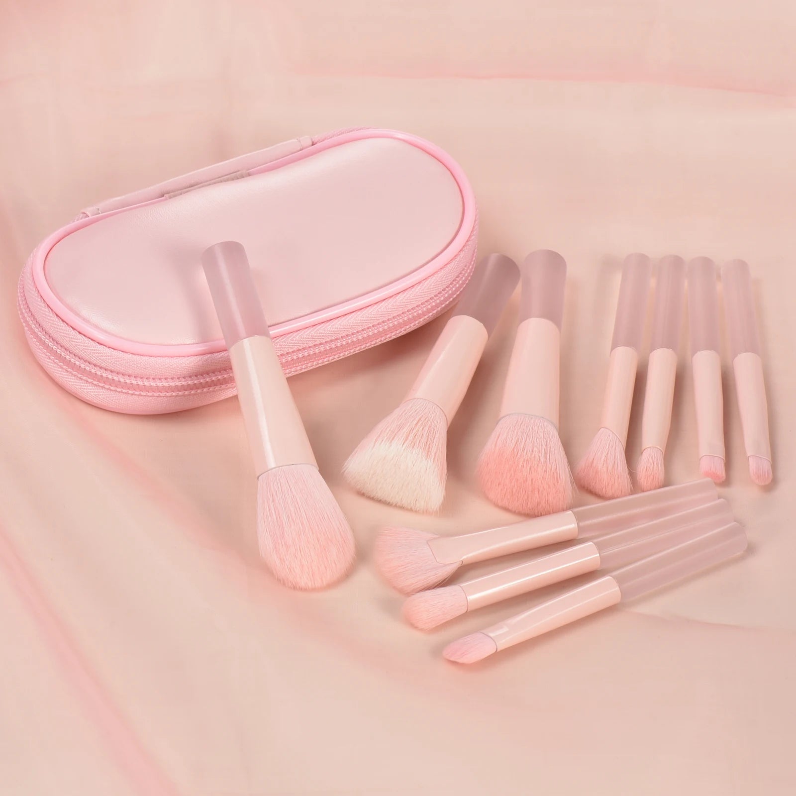 10 color Mini makeup brush Travel portable Makeup Tool Makeup Puff - Palm Brush Professional Makeup tool set Christmas gift
